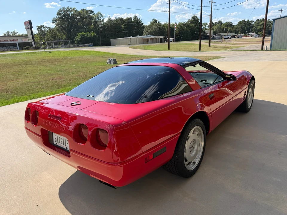 1992 Chevrolet Corvette C4 - Image 14 of 31