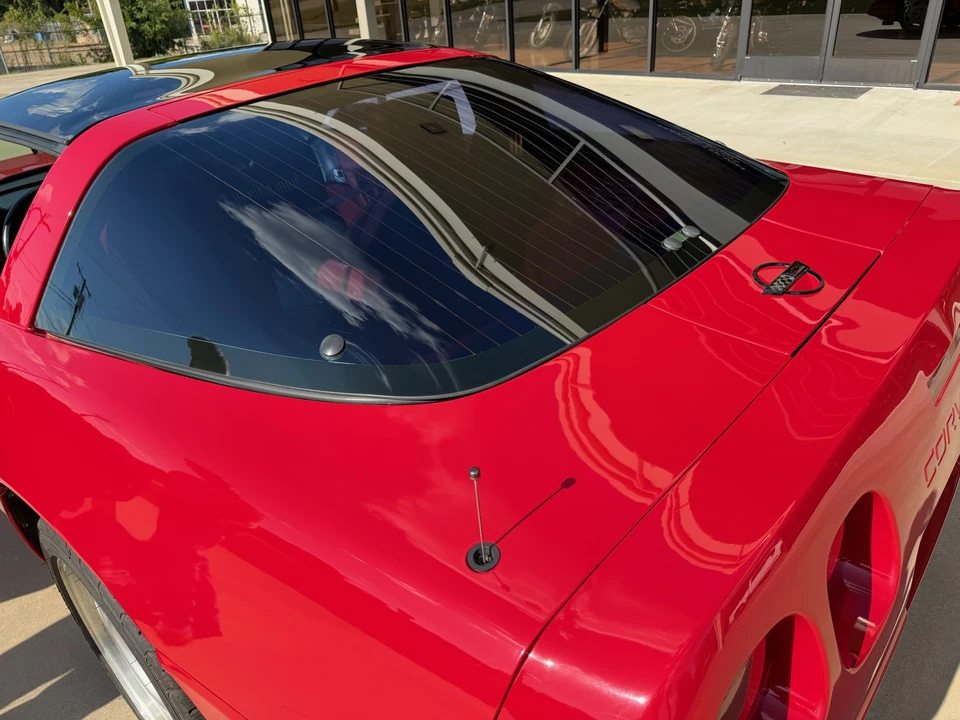 1992 Chevrolet Corvette C4 - Image 28 of 31