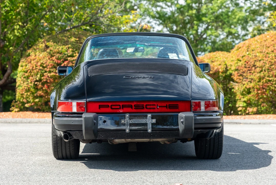 1985 Porsche 911 Carrera 3.2 - Image 11 of 31