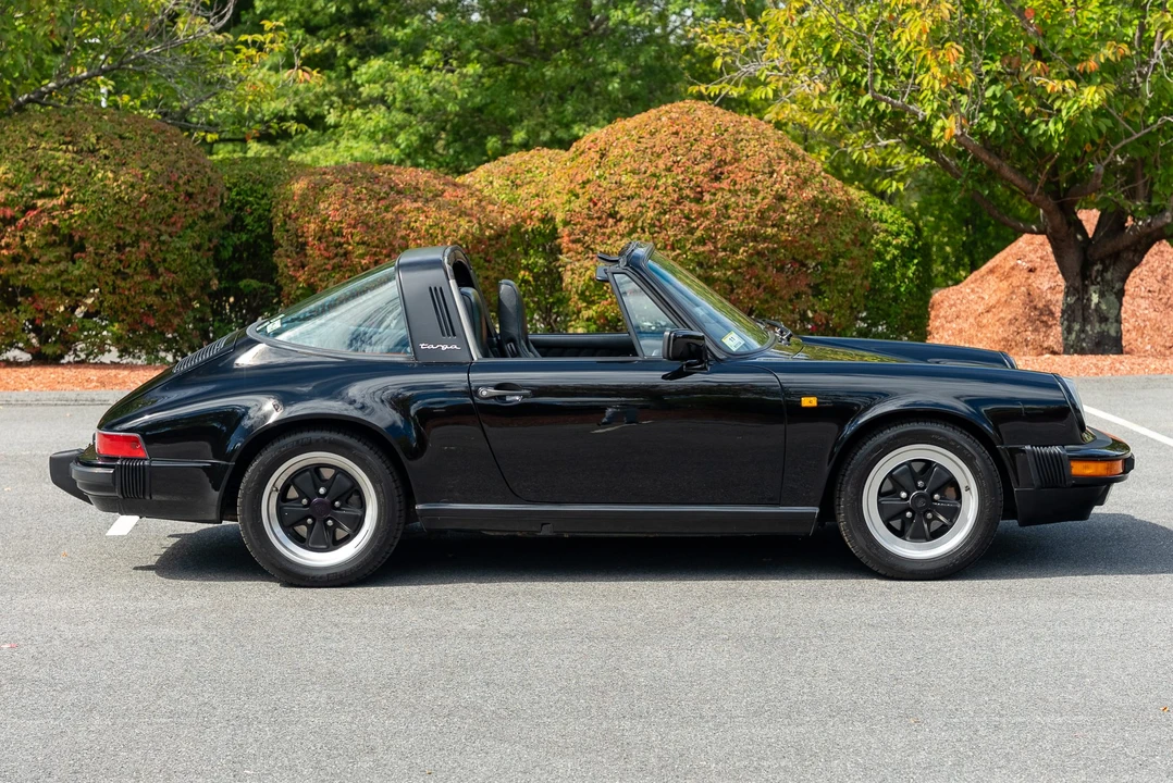 1985 Porsche 911 Carrera 3.2 - Image 8 of 31