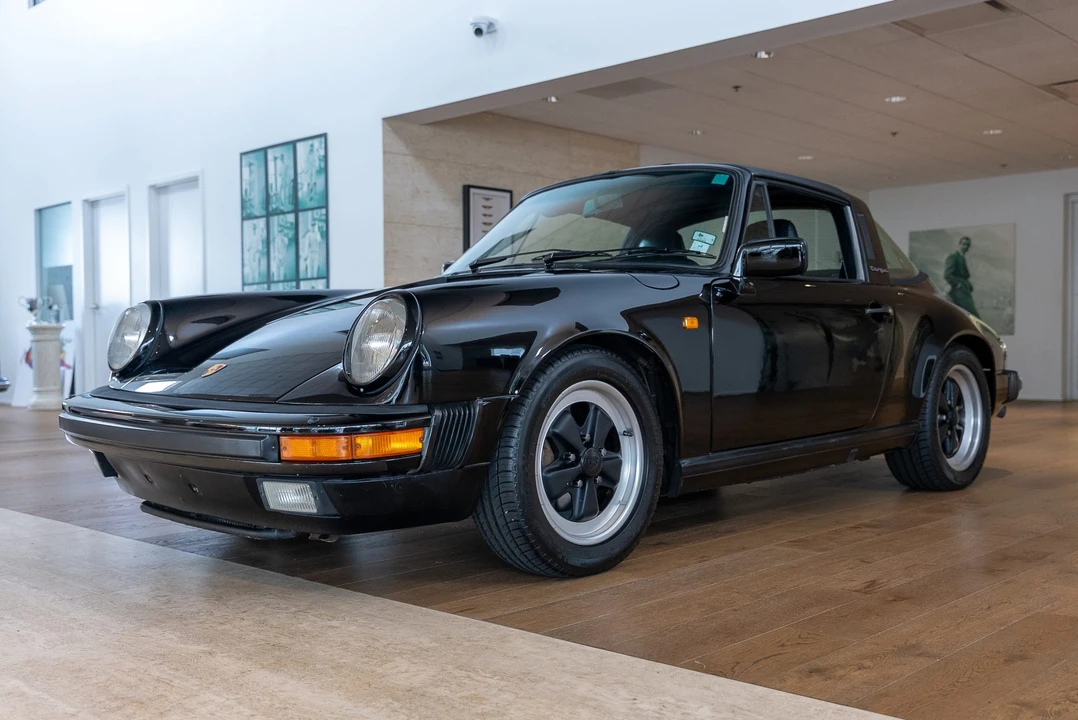 1985 Porsche 911 Carrera 3.2 - Image 17 of 31