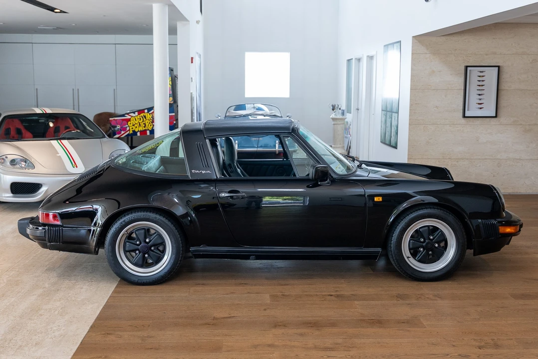 1985 Porsche 911 Carrera 3.2 - Image 22 of 31