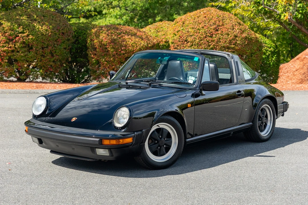 1985 Porsche 911 Carrera 3.2 - Image 2 of 31