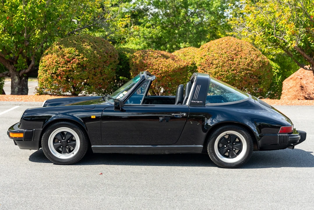 1985 Porsche 911 Carrera 3.2 - Image 14 of 31