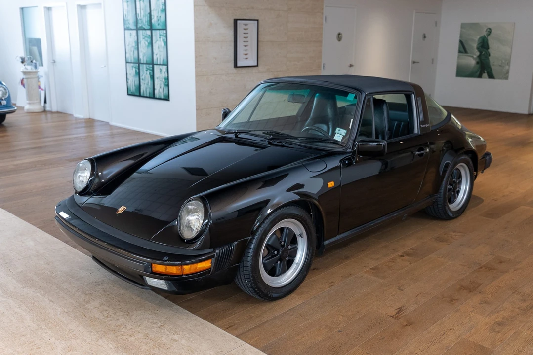 1985 Porsche 911 Carrera 3.2 - Image 16 of 31