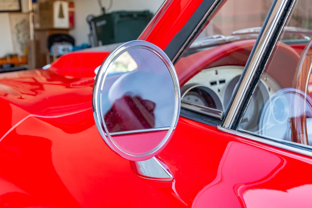 1965 Chevrolet Corvette C2 - Image 23 of 31