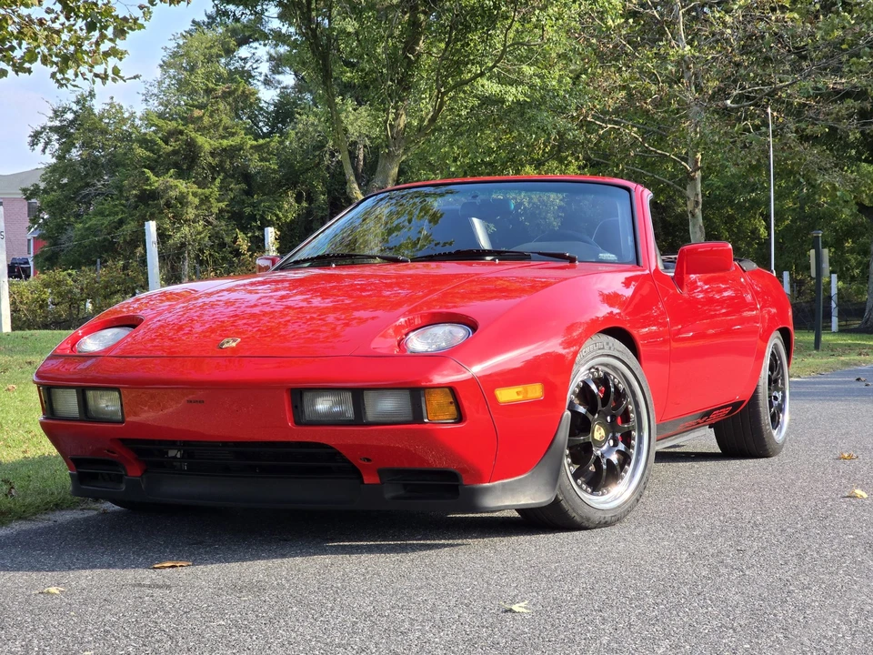 1980 Porsche 928 - Image 3 of 31