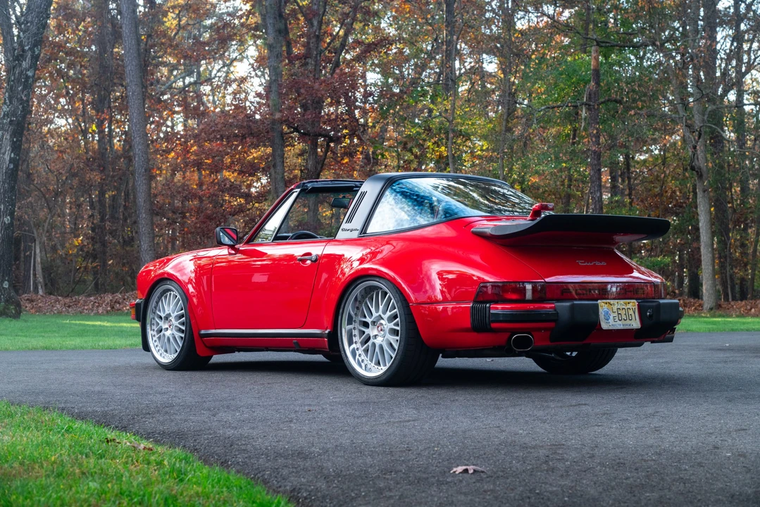1985 Porsche 911 Carrera 3.2 - Image 15 of 31