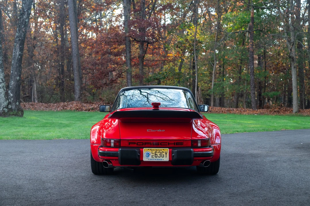 1985 Porsche 911 Carrera 3.2 - Image 17 of 31