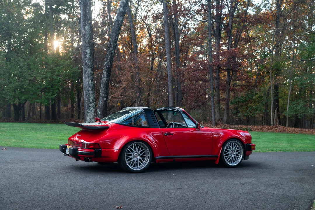 1985 Porsche 911 Carrera 3.2 - Image 22 of 31