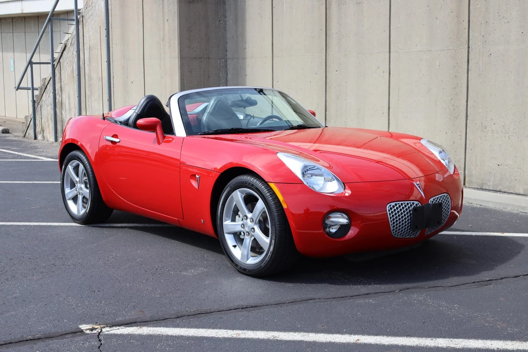 2006 Pontiac Solstice - Image 10 of 31