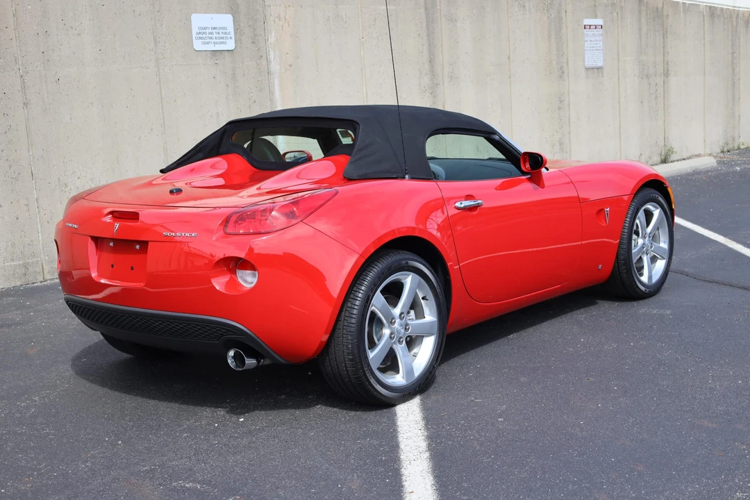 2006 Pontiac Solstice - Image 17 of 31