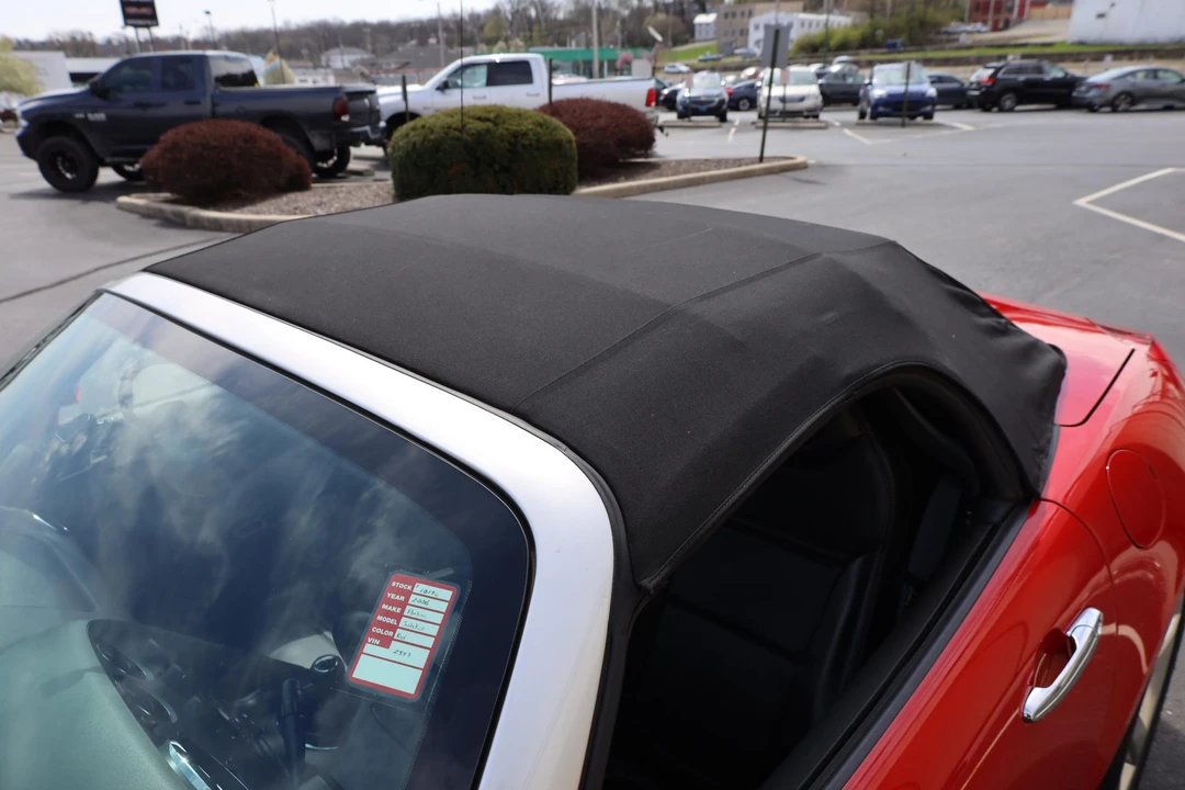 2006 Pontiac Solstice - Image 26 of 31