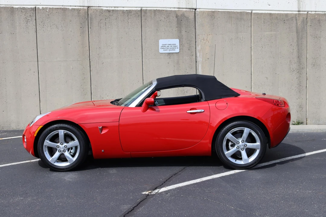 2006 Pontiac Solstice - Image 15 of 31