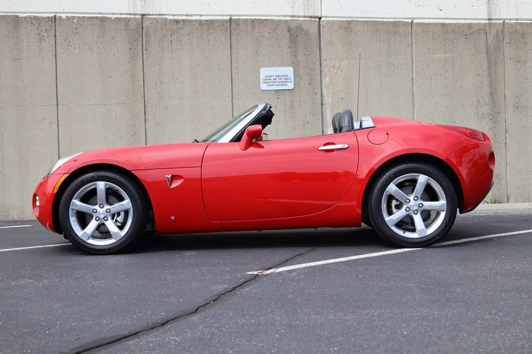 2006 Pontiac Solstice - Image 3 of 31