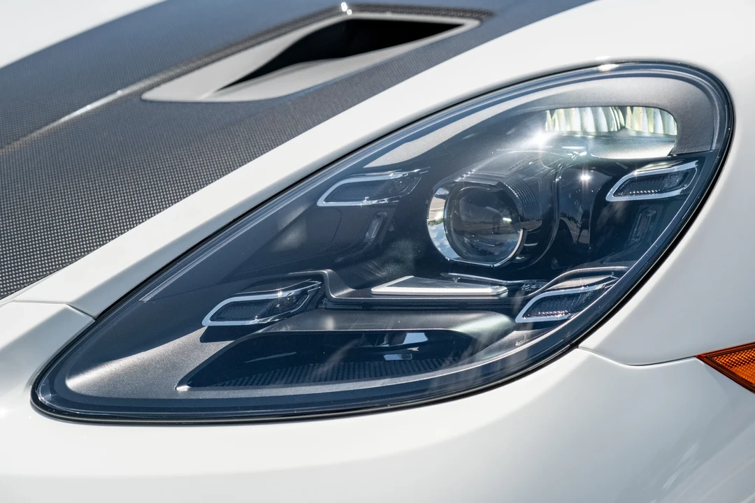 2025 Porsche 718 Boxster Spyder RS - Image 28 of 31