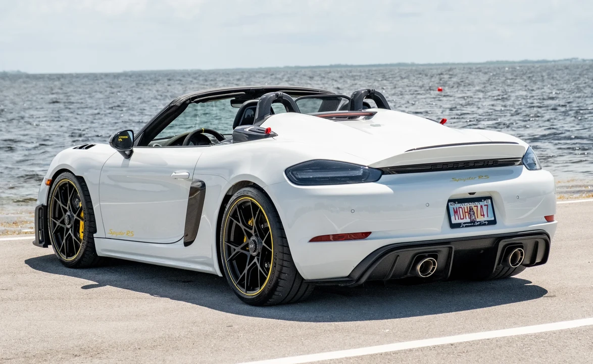 2025 Porsche 718 Boxster Spyder RS - Image 4 of 31