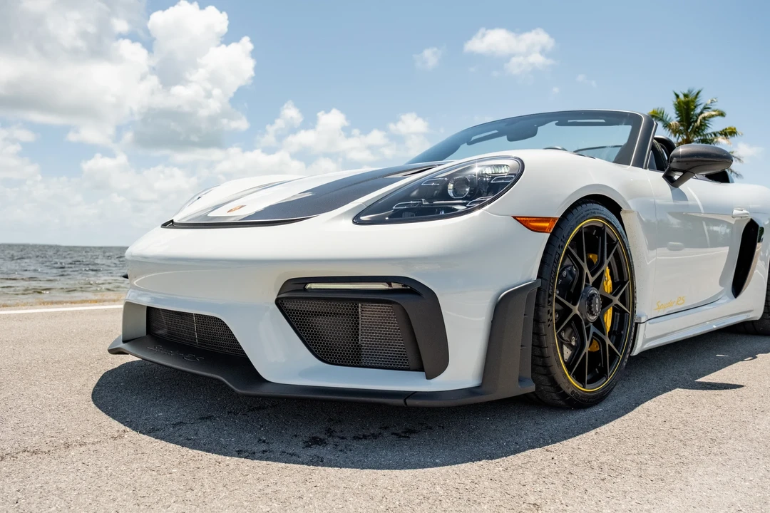 2025 Porsche 718 Boxster Spyder RS - Image 24 of 31