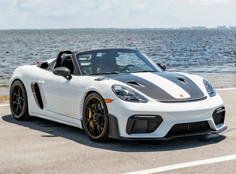 2025 Porsche 718 Boxster Spyder RS - Image 12 of 31