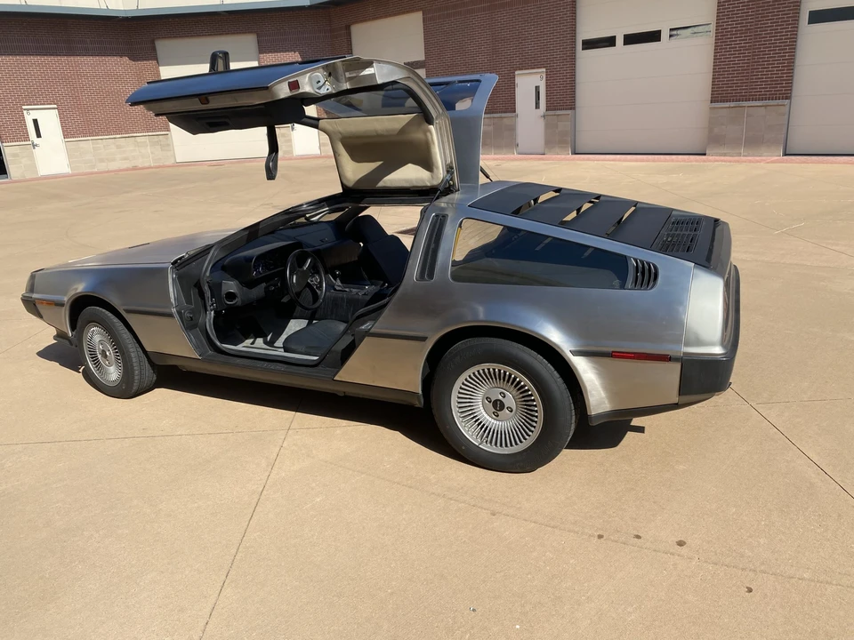1983 DeLorean DMC-12 - Image 14 of 31
