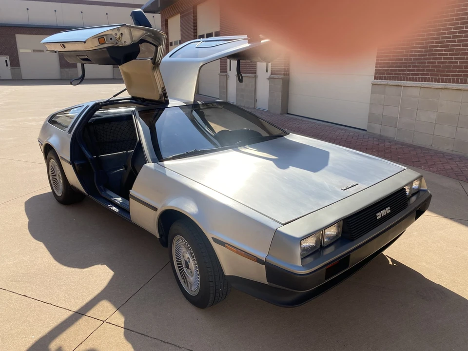 1983 DeLorean DMC-12 - Image 18 of 31