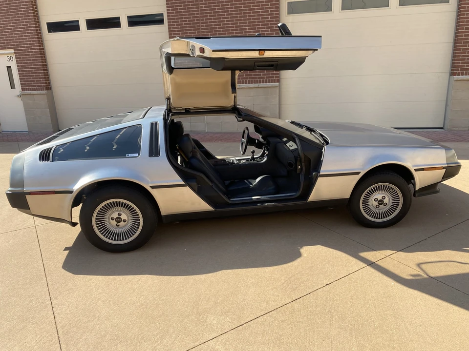 1983 DeLorean DMC-12 - Image 15 of 31
