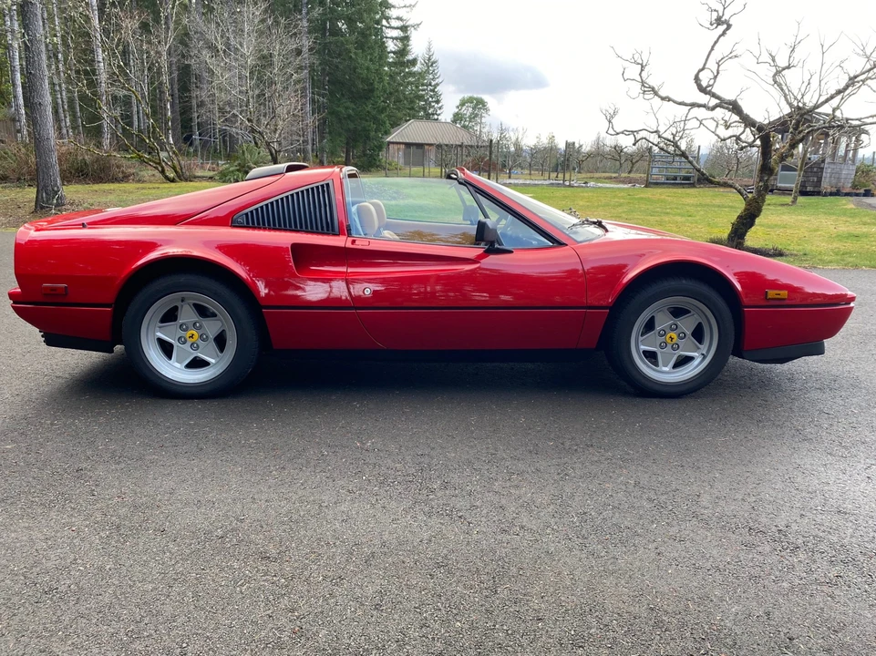 1986 Ferrari 328 GTS - Image 16 of 31