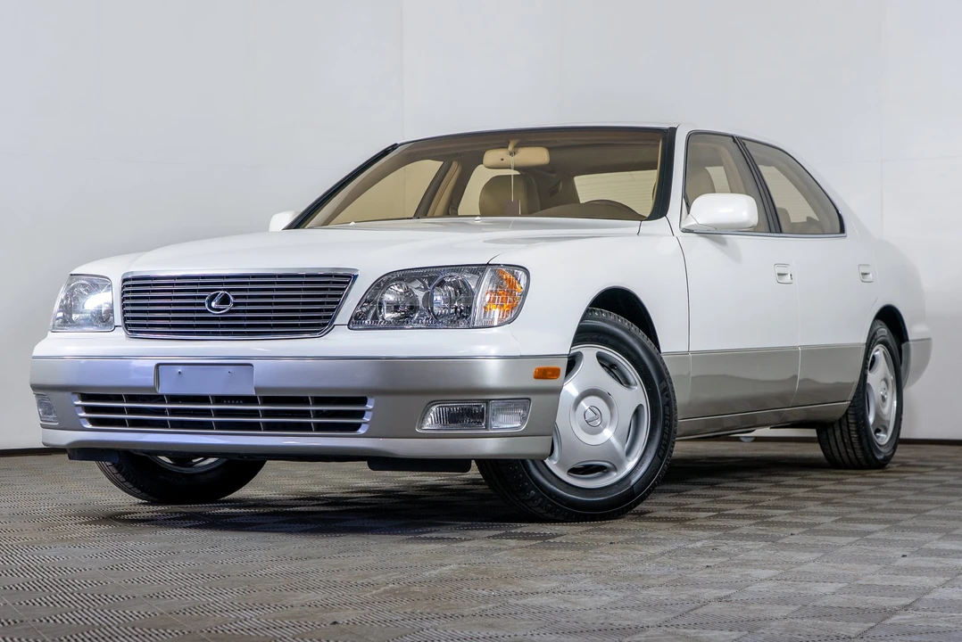 1998 Lexus LS 2nd Gen - Image 23 of 31
