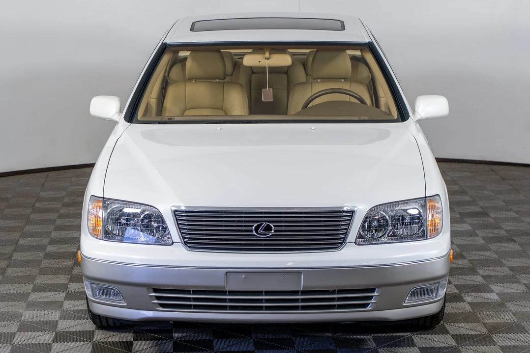 1998 Lexus LS 2nd Gen - Image 25 of 31
