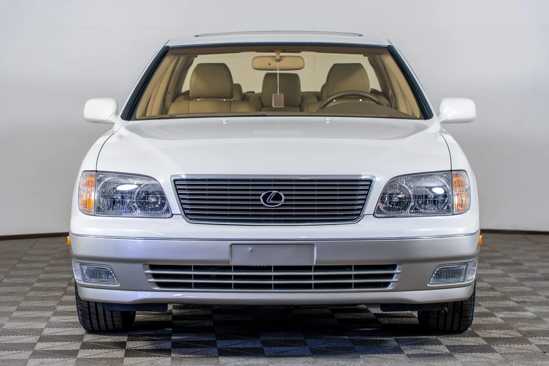1998 Lexus LS 2nd Gen - Image 26 of 31