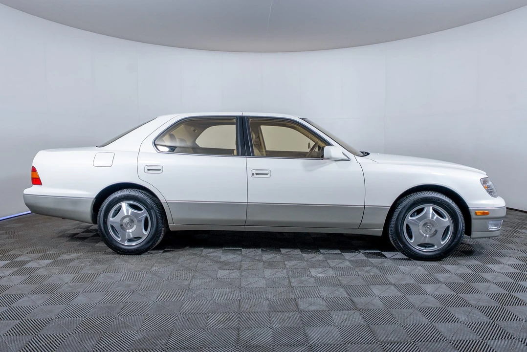1998 Lexus LS 2nd Gen - Image 6 of 31