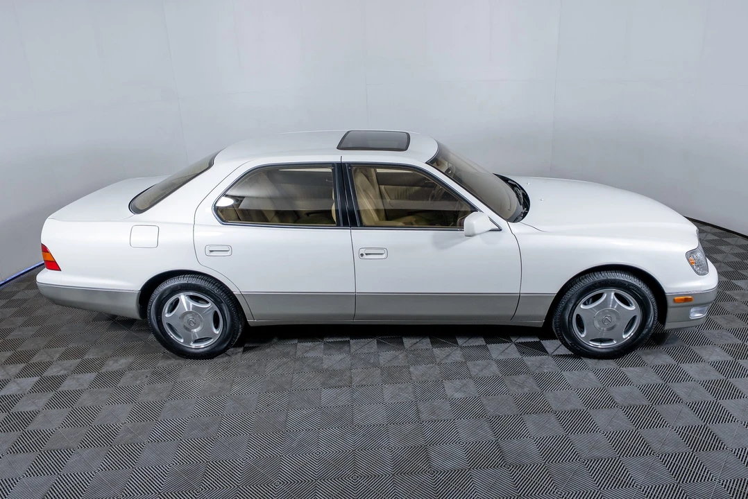 1998 Lexus LS 2nd Gen - Image 5 of 31
