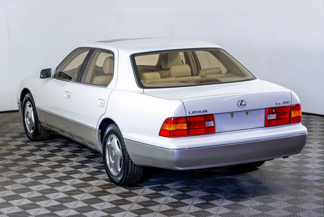 1998 Lexus LS 2nd Gen - Image 15 of 31