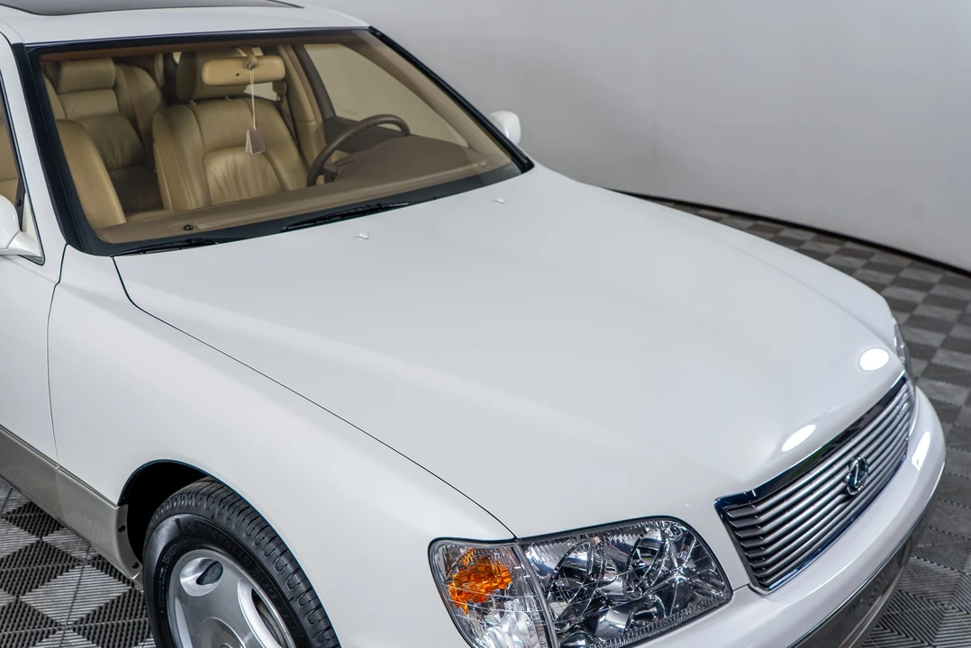 1998 Lexus LS 2nd Gen - Image 29 of 31