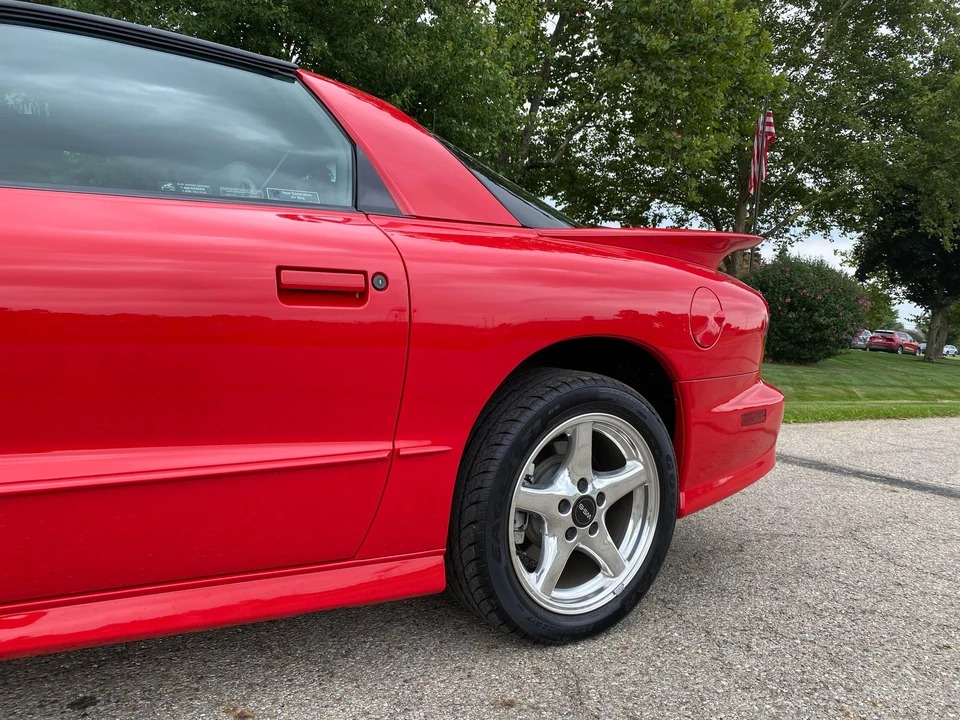 1998 Pontiac Firebird Trans Am 4th Gen - Image 27 of 31