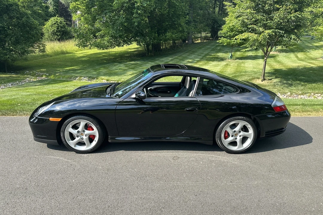 2003 Porsche 996 Carrera 4S - Image 10 of 31