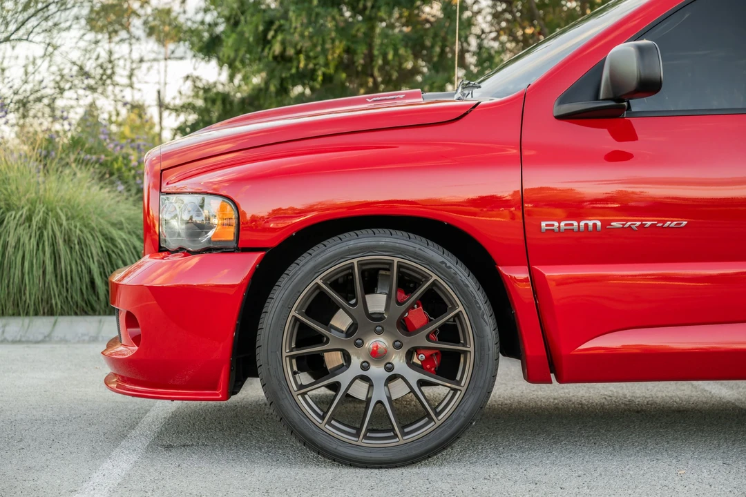 2005 Dodge Ram SRT-10 3rd Gen - Image 14 of 31