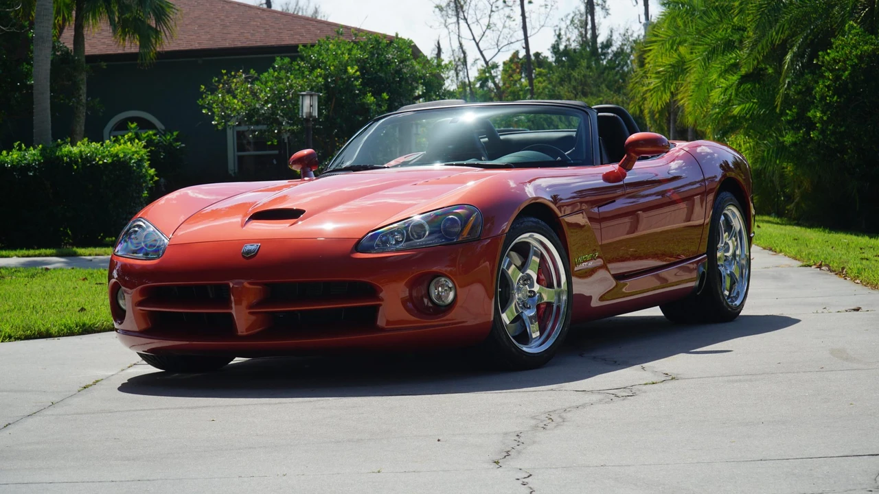 2005 Dodge Viper 3rd Gen - Image 3 of 31