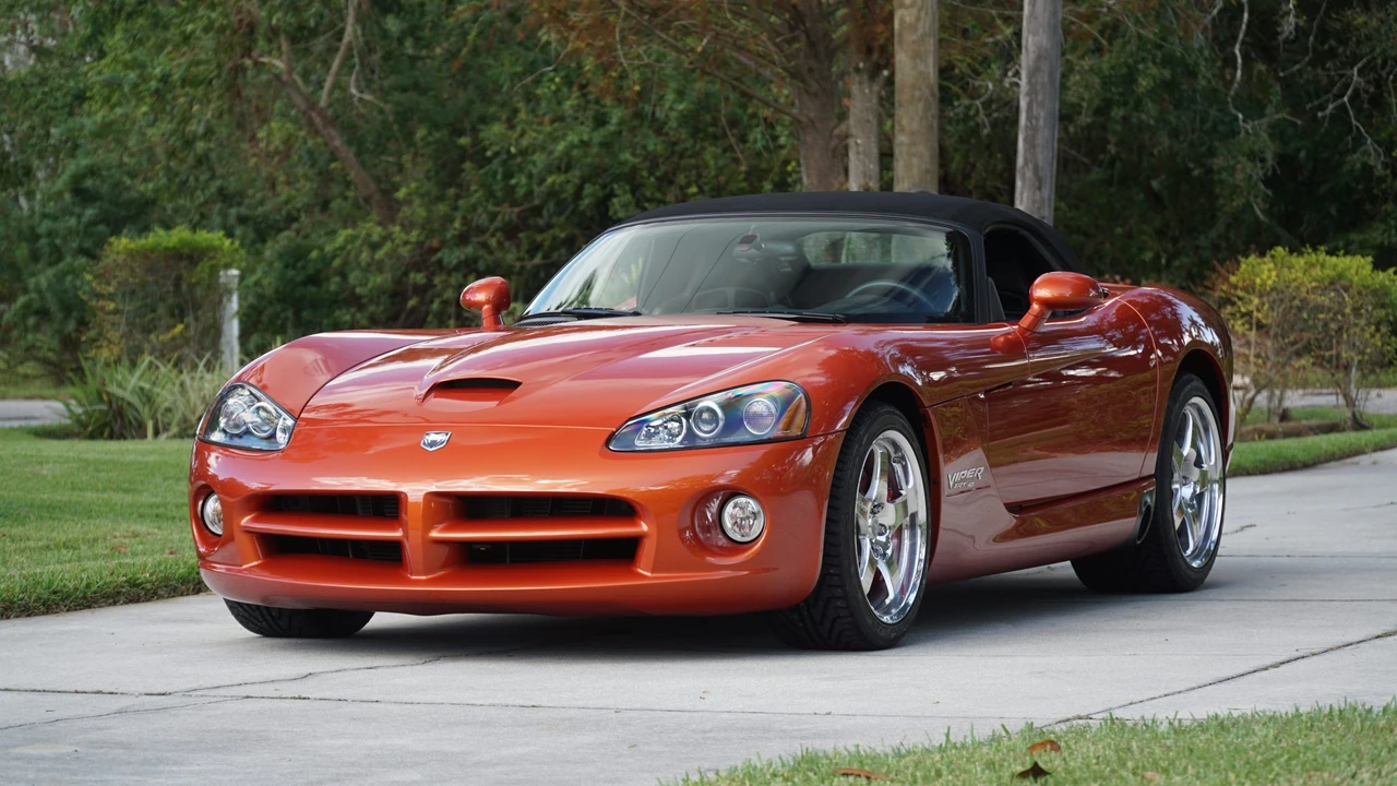 2005 Dodge Viper 3rd Gen - Image 15 of 31