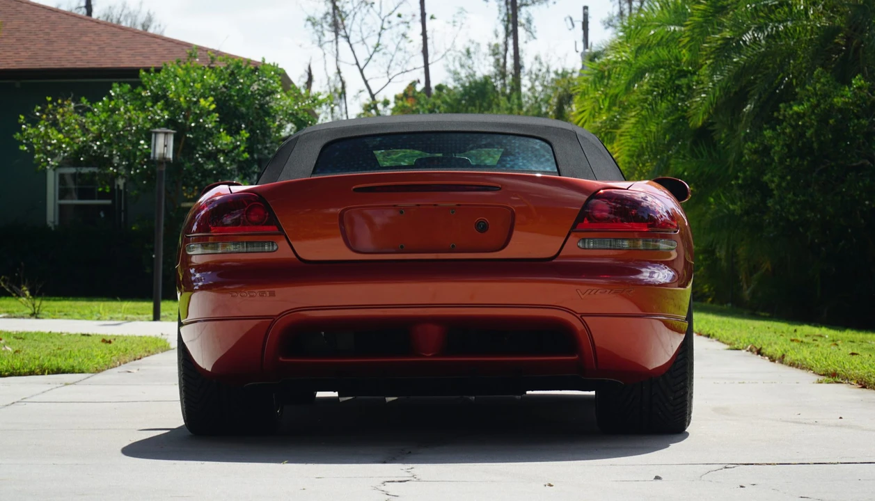 2005 Dodge Viper 3rd Gen - Image 27 of 31
