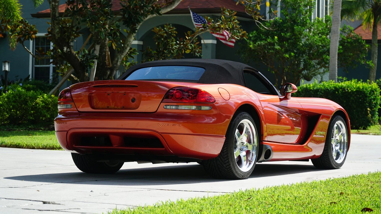 2005 Dodge Viper 3rd Gen - Image 25 of 31