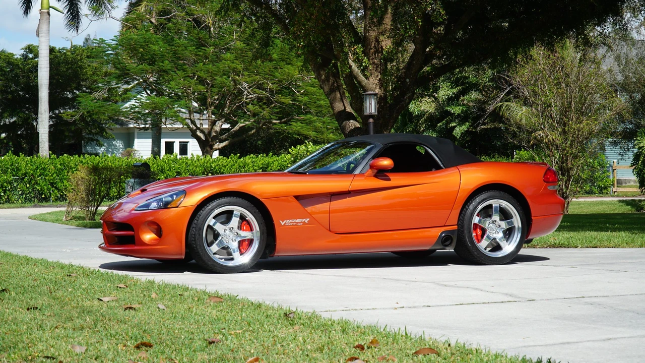 2005 Dodge Viper 3rd Gen - Image 12 of 31