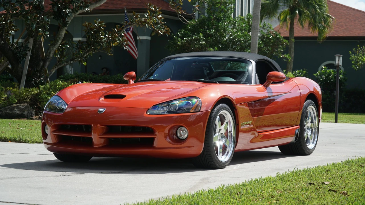 2005 Dodge Viper 3rd Gen - Image 16 of 31