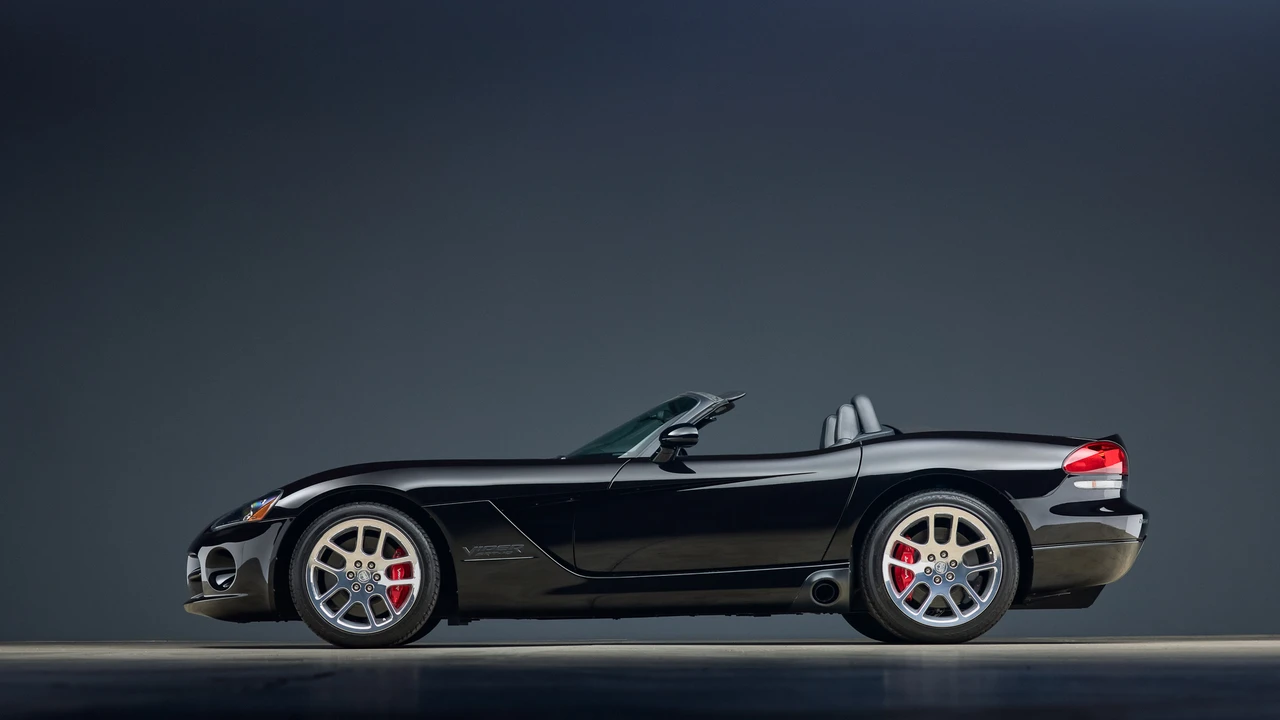 2005 Dodge Viper 3rd Gen - Image 4 of 31