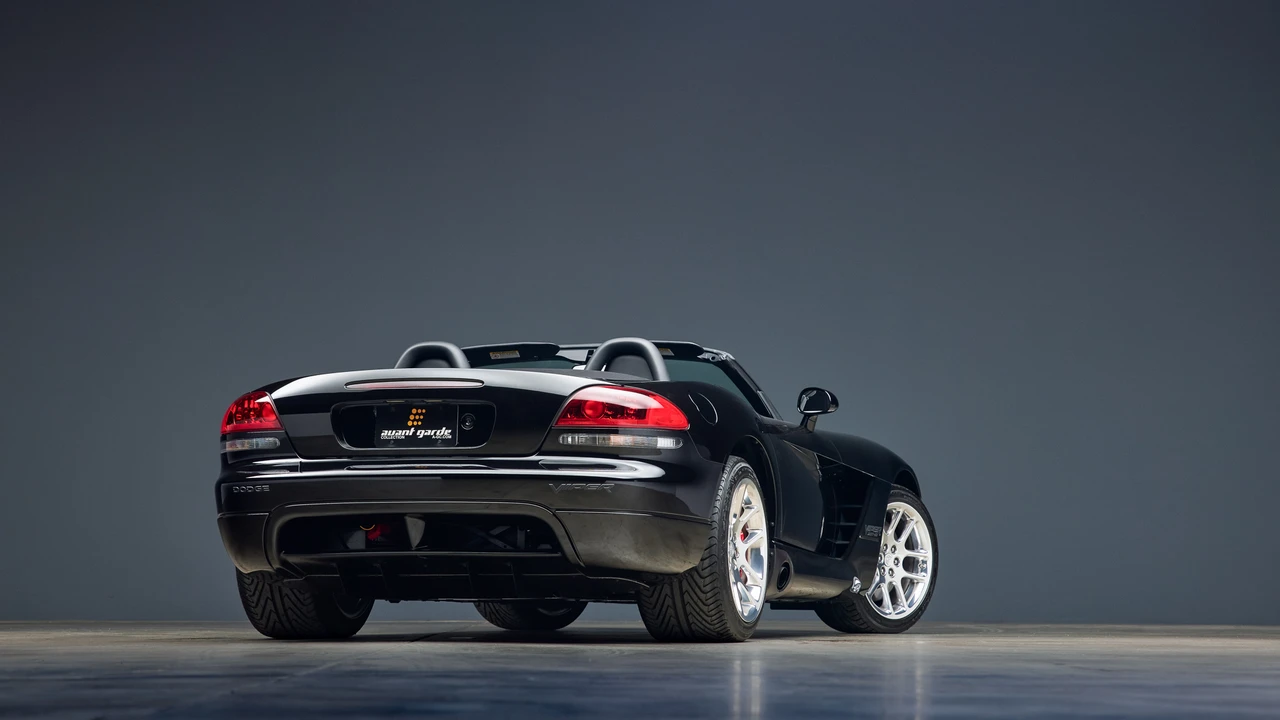 2005 Dodge Viper 3rd Gen - Image 9 of 31