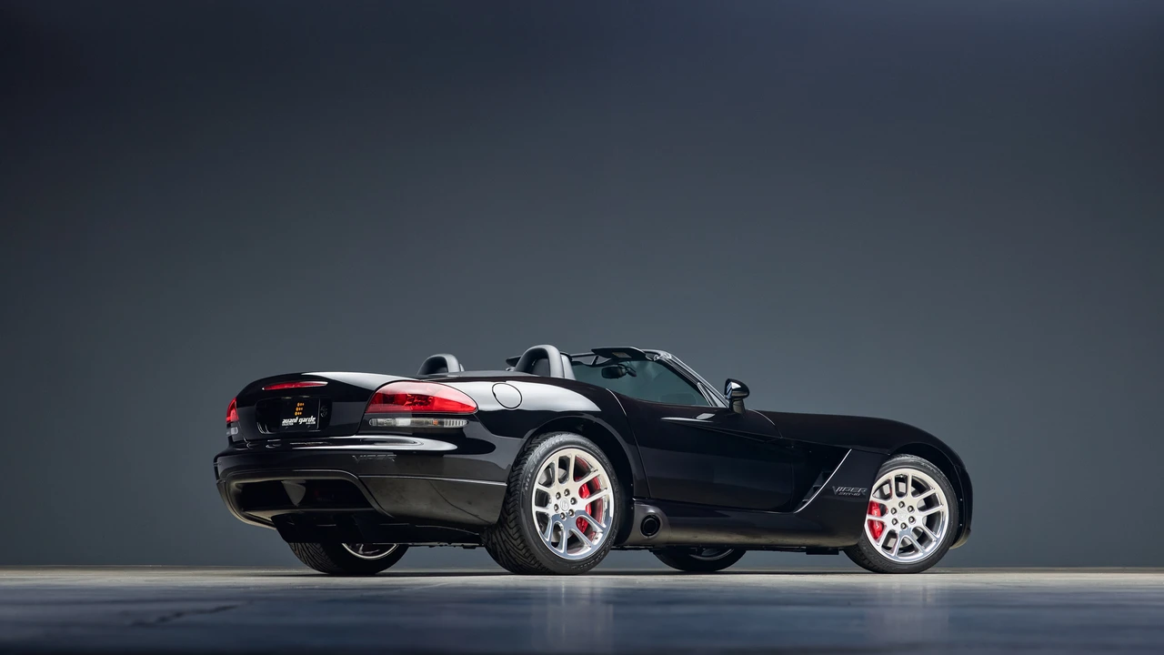 2005 Dodge Viper 3rd Gen - Image 10 of 31
