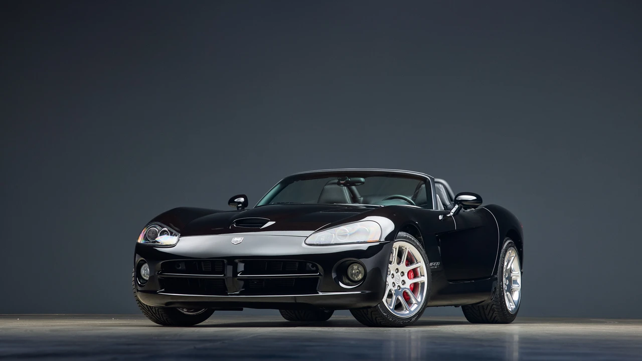 2005 Dodge Viper 3rd Gen - Image 2 of 31