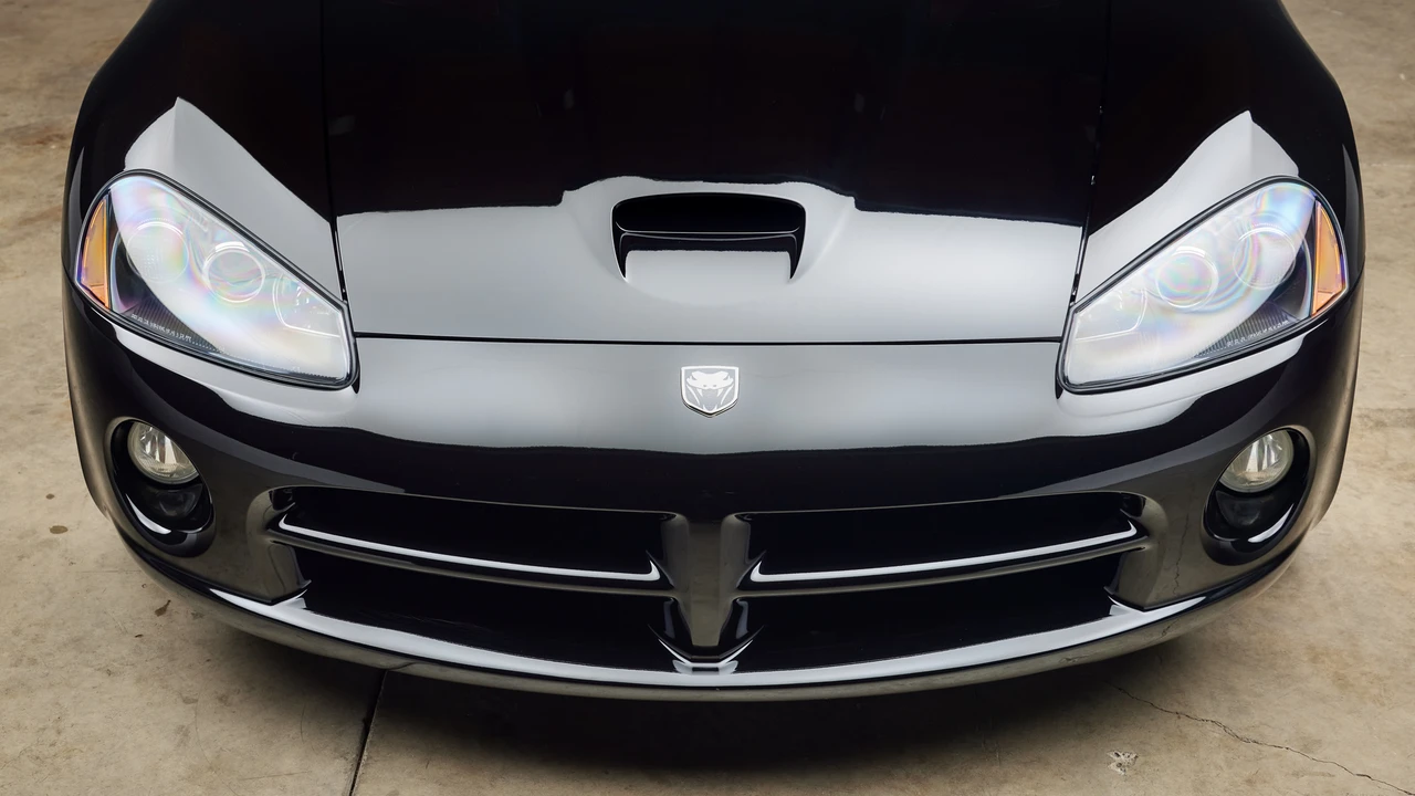 2005 Dodge Viper 3rd Gen - Image 18 of 31