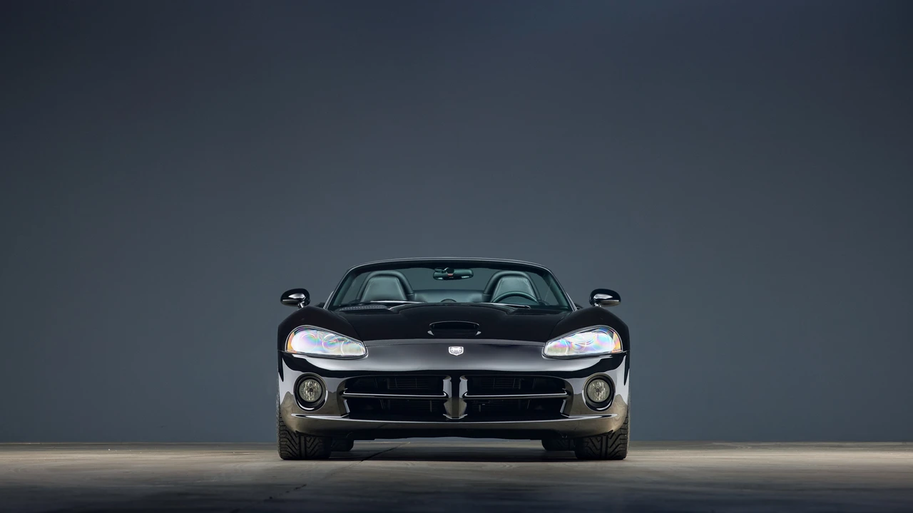 2005 Dodge Viper 3rd Gen - Image 14 of 31
