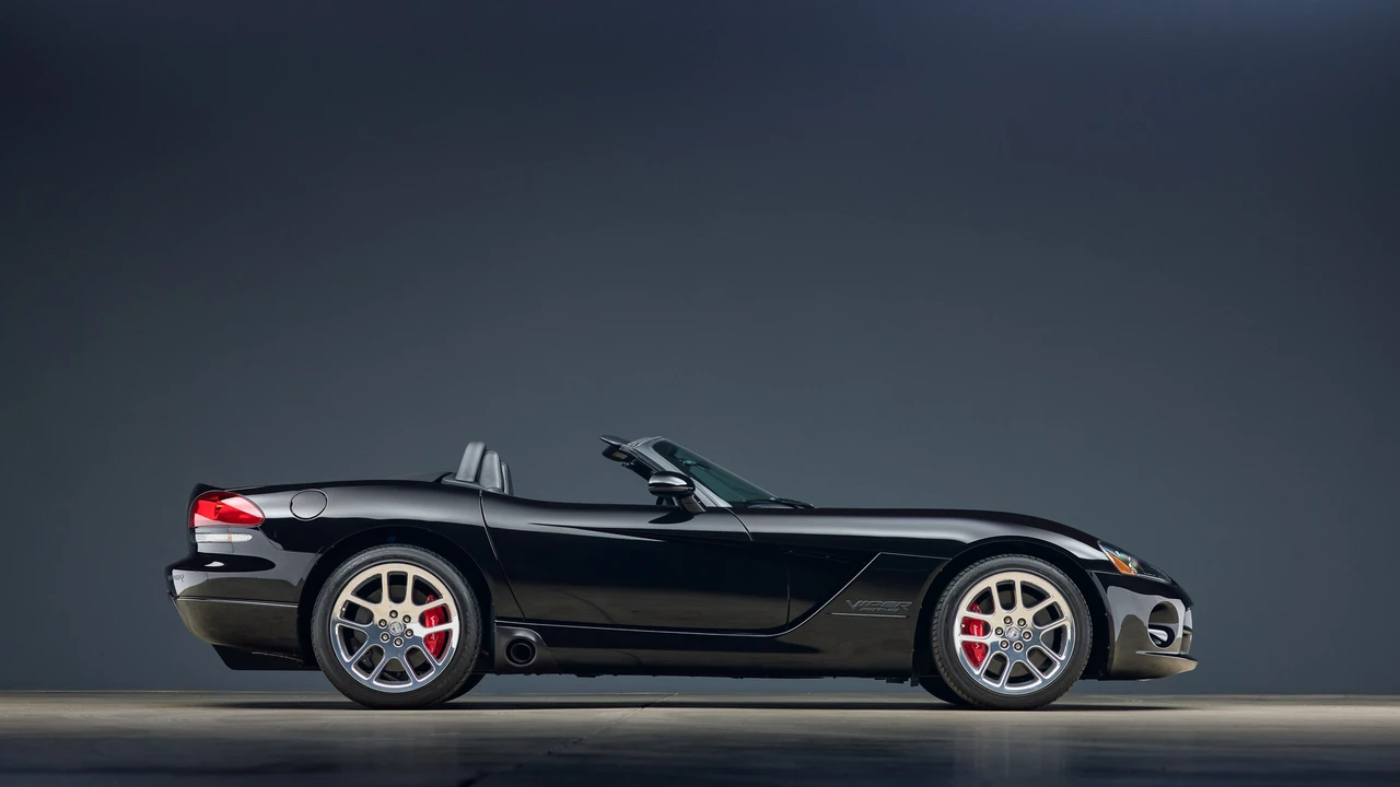 2005 Dodge Viper 3rd Gen - Image 11 of 31